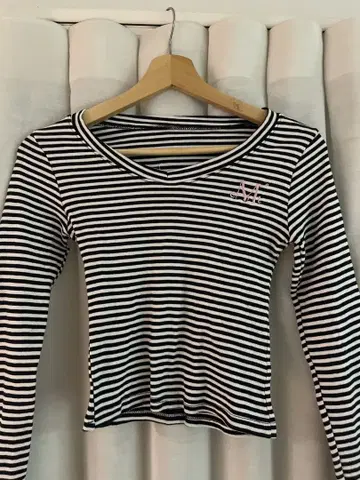 MUCENT 스트라이프 긴팔 T셔츠