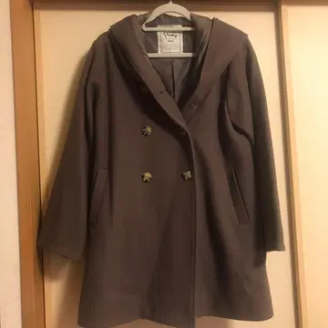 후드 부착 코트