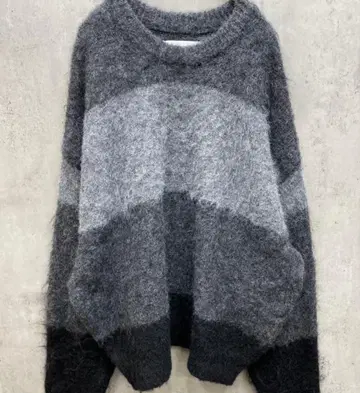 SINSS 보더 그라데이션 니트 size:M