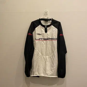 UMBRO 긴팔 나일론 자켓 화이트/블랙