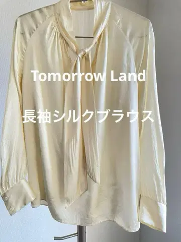 [ 투모로우랜드 ] 실크 아이보리 리본 포함 긴팔 셔츠