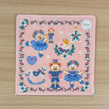 미개봉 페이러 WEB 한정판 리베&릴리아 너트크래커 핑크