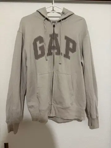 GAP 베이지 풀 집업 후드티 로고 포함