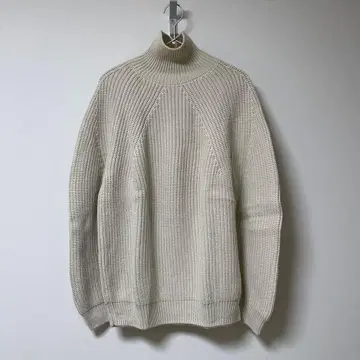 BATONER 터틀넥 니트 사이즈 3 베이지