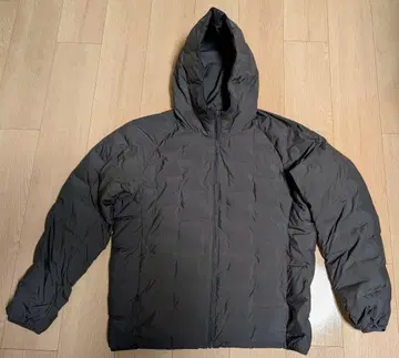 유니클로 퍼프 테크 후드티