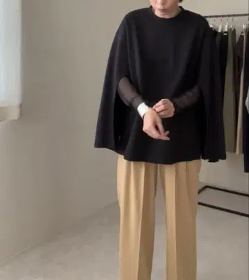 MANOF MESH SLEEVE LAYERED TOPS 사이즈 S 블랙