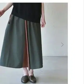 시삼 공방 택 포함 새상품 버슬 스커트 브라운 계열