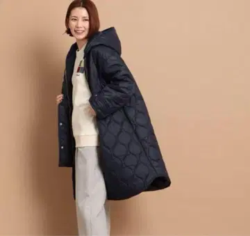 데셍 웨이브 퀼트 코트