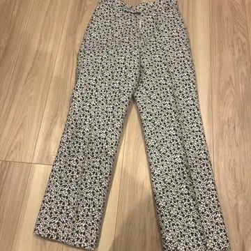 꽃무늬 캐주얼 팬츠