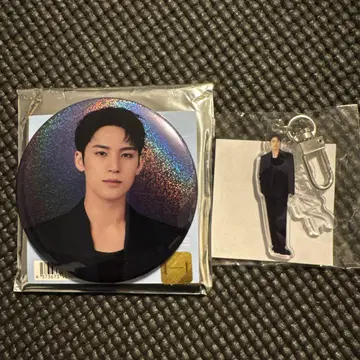 SEVENTEEN NEW 캔 배지 아크릴 키링 민규 2개 세트