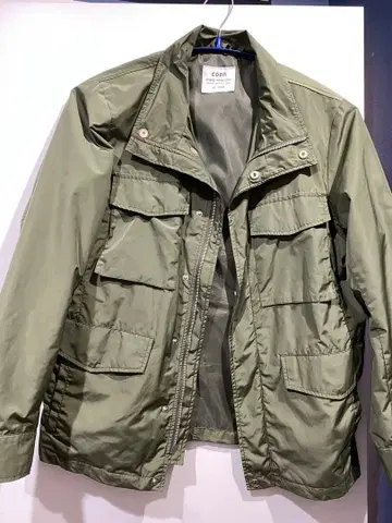 올리브 그린 밀리터리 자켓