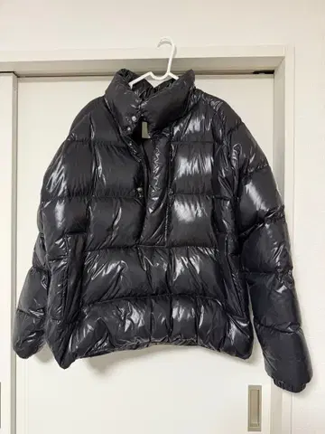 PYRENEX 블랙 다운 자켓