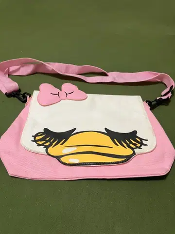 데이지 숄더백 디즈니