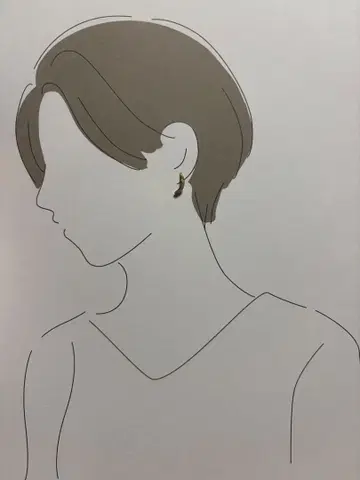 골드 스네이크 디자인 귀걸이