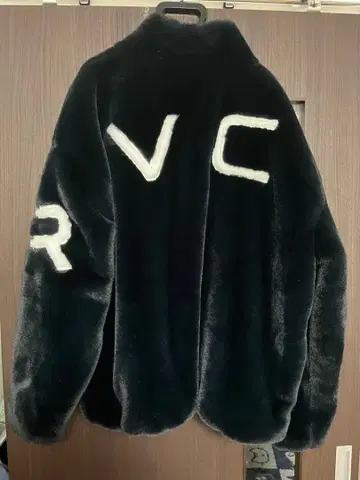 RVCA 퍼 자켓