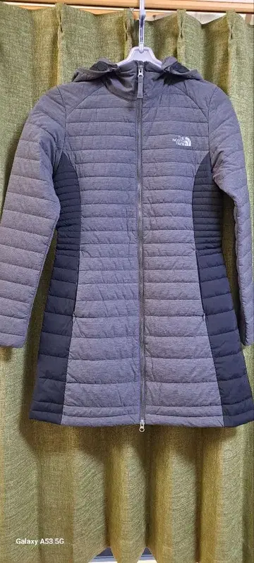 THE NORTH FACE 패딩 자켓 사이즈 S