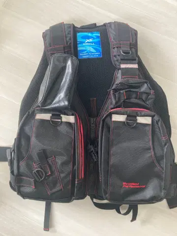 구명 조끼 블랙