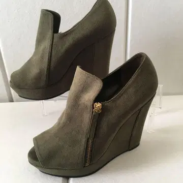 새상품급 FRAY I.D 프레이아이디 숏부츠 스웨이드 오픈토