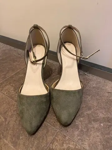 여성용 신발 힐