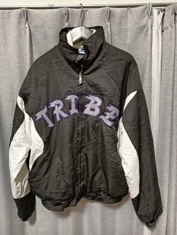 Majestic TRIBE 라이트 아우터