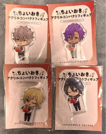 잠깐 두기 아크릴 컴팩트 피규어 카페 시나몬 UNDEAD