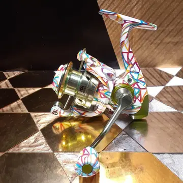 HAUTTON S2 컬러풀 낚시릴 미사용 컨디션 최상 원웨이 클러치