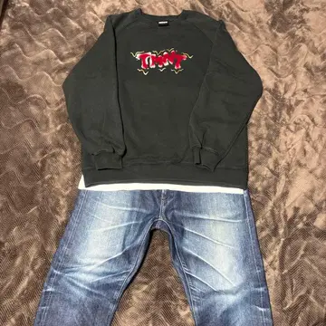 터틀즈 [ TMNT x relume ] 별주 플로키 프린트 맨투맨 블랙