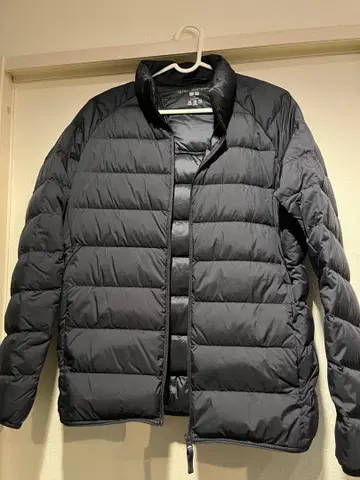 UNIQLO 울트라 라이트 다운 S 네이비