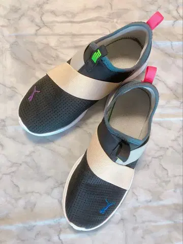 SnowMan 콜라보 PUMA 컬러풀 슬립온 24cm