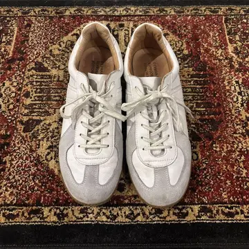 저먼 트레이너 사이즈 42