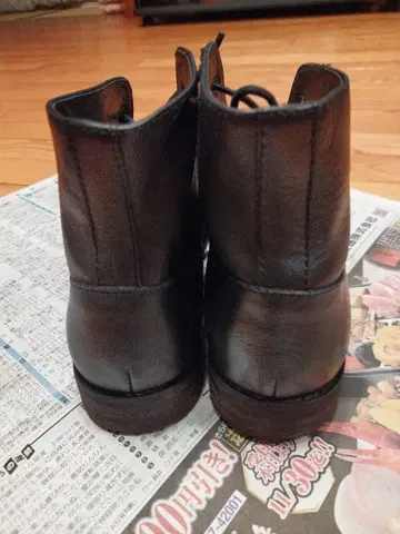 블랙 가죽 부츠