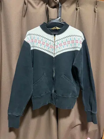 Cushman 노르딕 무늬 집업 트레이닝복 M