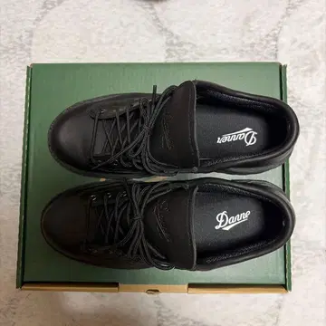Danner 블랙 로우컷 워크 부츠