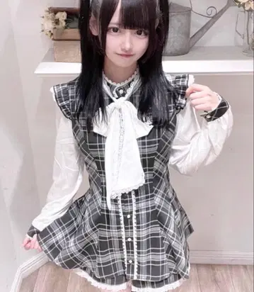 시크릿 허니 보타이 리본 셋업