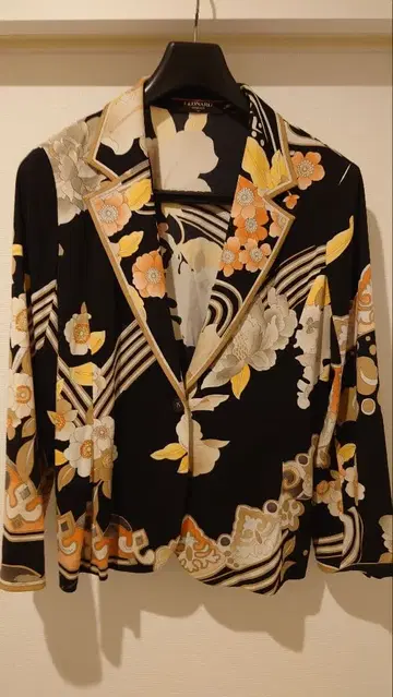 LEONARD FASHION 꽃무늬 테일러드 자켓