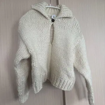 roku 울 니트 풀오버 옷깃