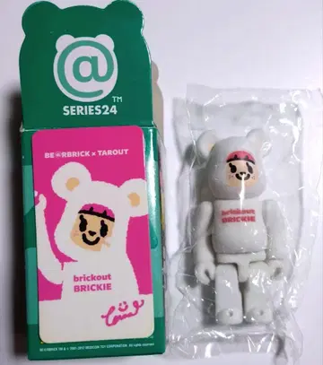 베어브릭 24 아티스트 타로아웃