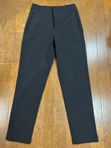 웜 스트레치 팬츠 유니클로 S