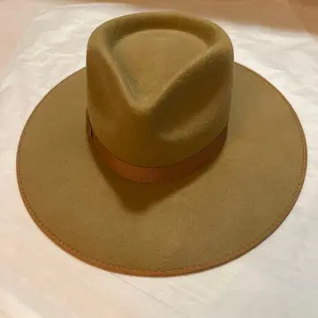 Lack of Color 베이지 햇 랙 오브 컬러