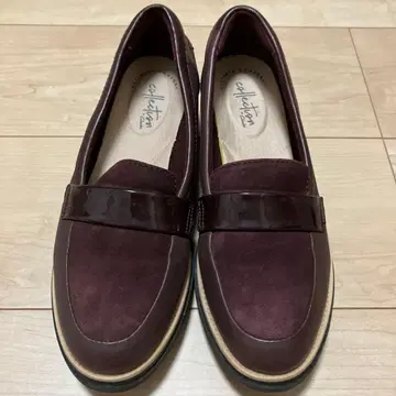 클락스 스웨이드 로퍼