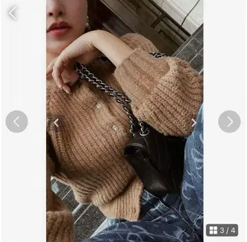 Sheller Jewel 버튼 가디건 베이지