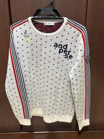 and per se 도트 무늬 스웨터