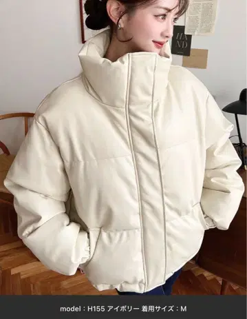 스탠드 카라 파이버 다운 소프트 인조 가죽 블루종 moment+