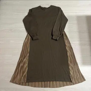 GYDA / 올리브 그린 긴팔 롱 원피스 스트라이프