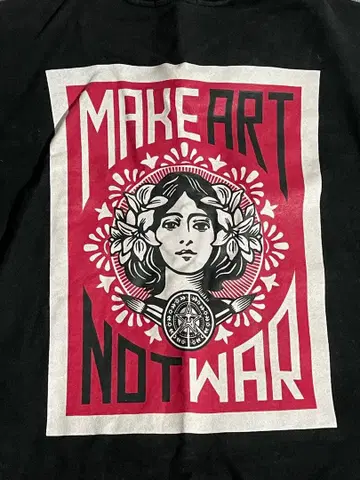 MAKE ART NOT WAR 맨투맨 블랙