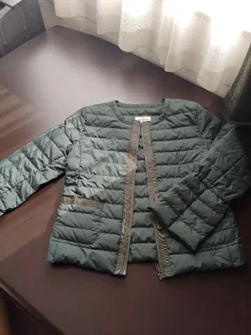 VICENS 그린 다운 자켓 M