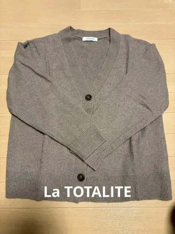 V넥 가디건 La TOTALITE