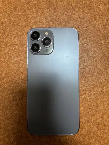 Apple iPhone 13 Pro 모형