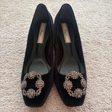 Dhyana. 클립 비쥬 펌프스