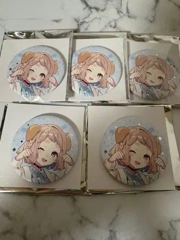 니지산지 마치다 치마 완냥 days vol.2 캔뱃지